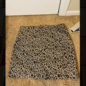 Cheetah skirt never worn